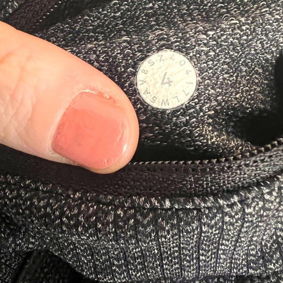 RARE lululemon herringbone speed up tight pockets full length legging- size 4 - Picture 6 of 7